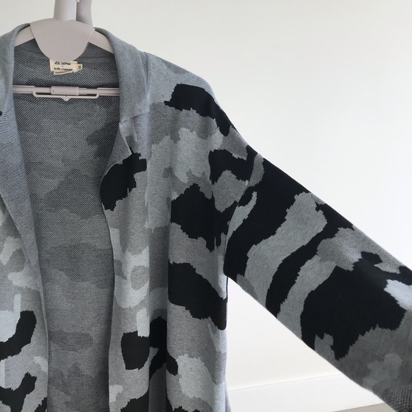 NWOT Molly Bracken Long Knitted Camo Cardigan - Picture 2 of 11